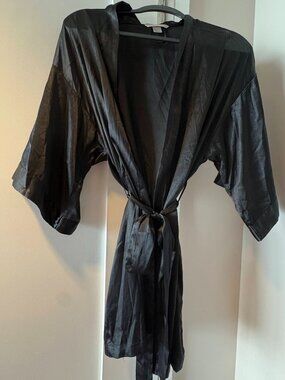 VINTAGE VICTORIA'S SECRET Silky Black Robe | S:M | PRISTINE